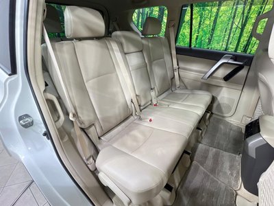 TOYOTA LAND CRUISER - 9