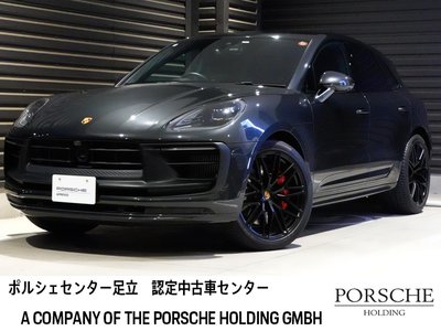 PORSCHE MACAN - 1