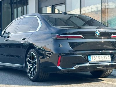 BMW 7 SERIES - 5