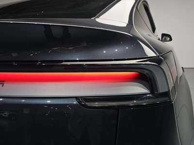 TESLA MODEL Y - 10