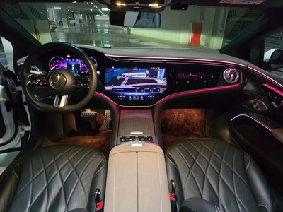 MERCEDES-BENZ EQS - 5