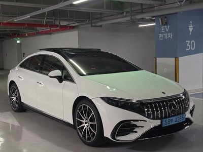 MERCEDES-BENZ EQS - 2