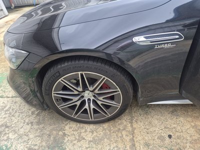 صورة 6 لـ 2024 Mercedes-BENZ GT AMG