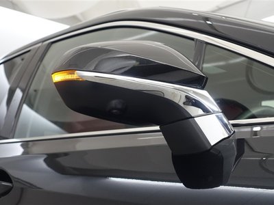 2022 Lexus RX — миниатюра 24