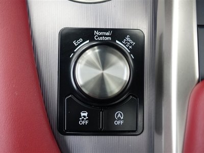 2022 Lexus RX — миниатюра 34