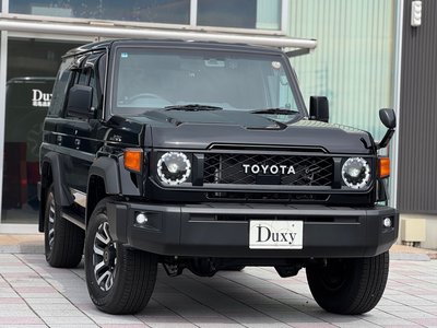 TOYOTA LAND CRUISER 70 - 6