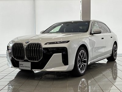 BMW 7 SERIES - 1