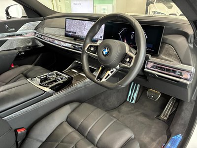 BMW 7 SERIES - 7