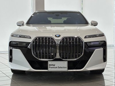 BMW 7 SERIES - 2