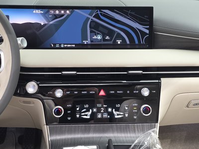 2025 Genesis G80 (RG3) thumbnail 19
