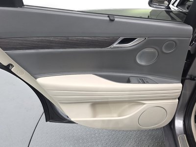 2025 Genesis G80 (RG3) thumbnail 15