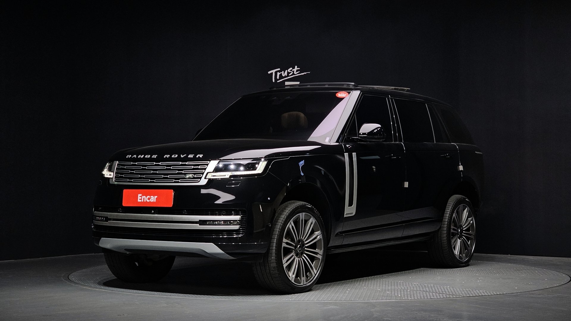 LAND ROVER RANGE ROVER - View 1