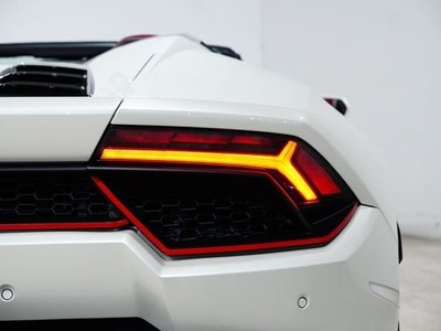 صورة مصغرة 13 لـ 2018 Lamborghini HURACAN
