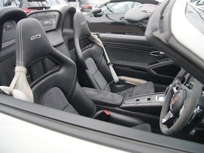 صورة مصغرة 39 لـ 2018 Porsche 718