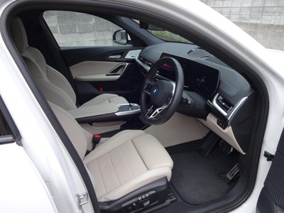 2025 BMW IX2 照片 8