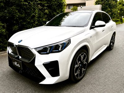 2025 BMW IX2 照片 1