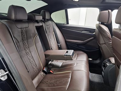 صورة مصغرة 12 لـ 2021 BMW 5 SERIES