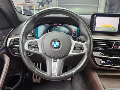 صورة مصغرة 13 لـ 2021 BMW 5 SERIES