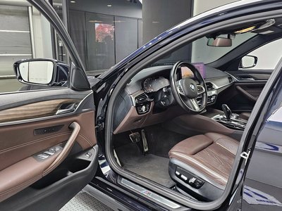 صورة مصغرة 11 لـ 2021 BMW 5 SERIES