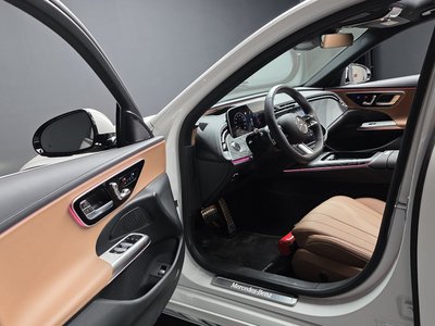 MERCEDES-BENZ E-CLASS - 10