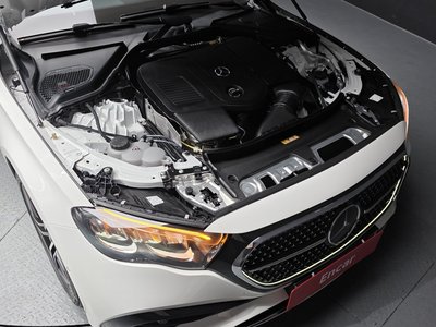 MERCEDES-BENZ E-CLASS - 7