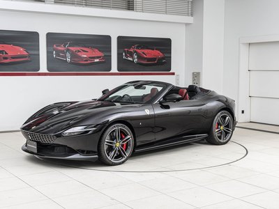 FERRARI ROMA SPIDER - 10