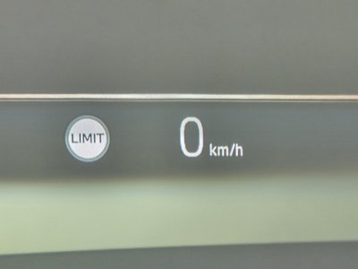 2025 BMW 5 SERIES thumbnail 32