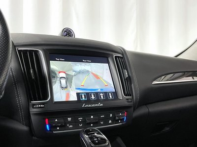 2020 Maserati LEVANTE — миниатюра 43