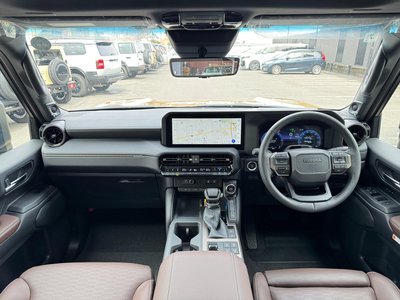 TOYOTA LAND CRUISER 250 - 3