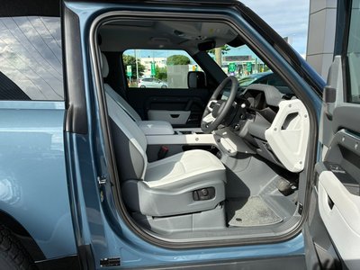 صورة مصغرة 13 لـ 2025 LAND Rover DEFENDER