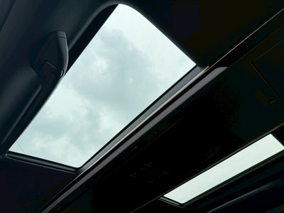 2023 TOYOTA ALPHARD 照片 4