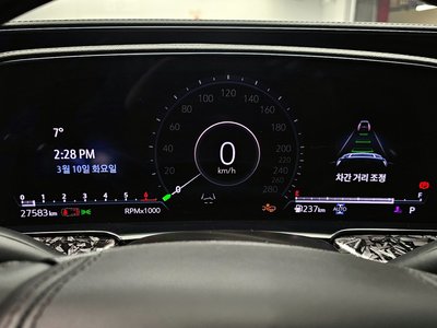 CADILLAC ESCALADE 5TH GENERATION - 8