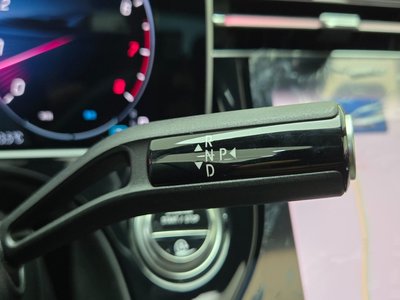 2025 Mercedes-BENZ E-CLASS thumbnail 19