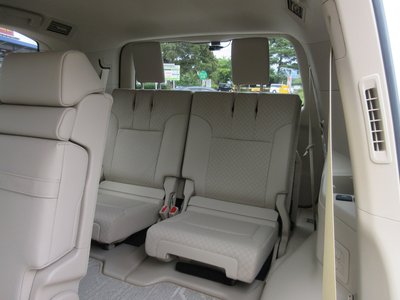 صورة مصغرة 36 لـ 2024 Toyota LAND CRUISER 300