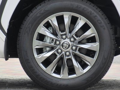 صورة مصغرة 14 لـ 2024 Toyota LAND CRUISER 300