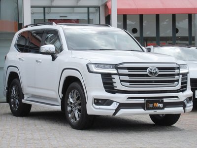 TOYOTA LAND CRUISER 300 - 4