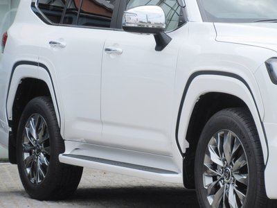 صورة مصغرة 11 لـ 2024 Toyota LAND CRUISER 300