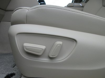 صورة مصغرة 41 لـ 2024 Toyota LAND CRUISER 300