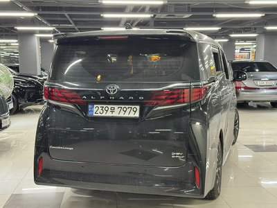 TOYOTA ALPHARD - 2