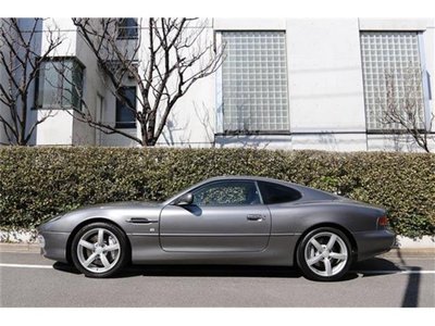 ASTON MARTIN DB7 - 5