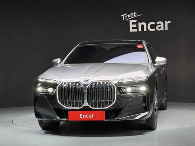 BMW I7 - 2