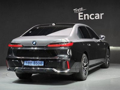 BMW I7 - 4