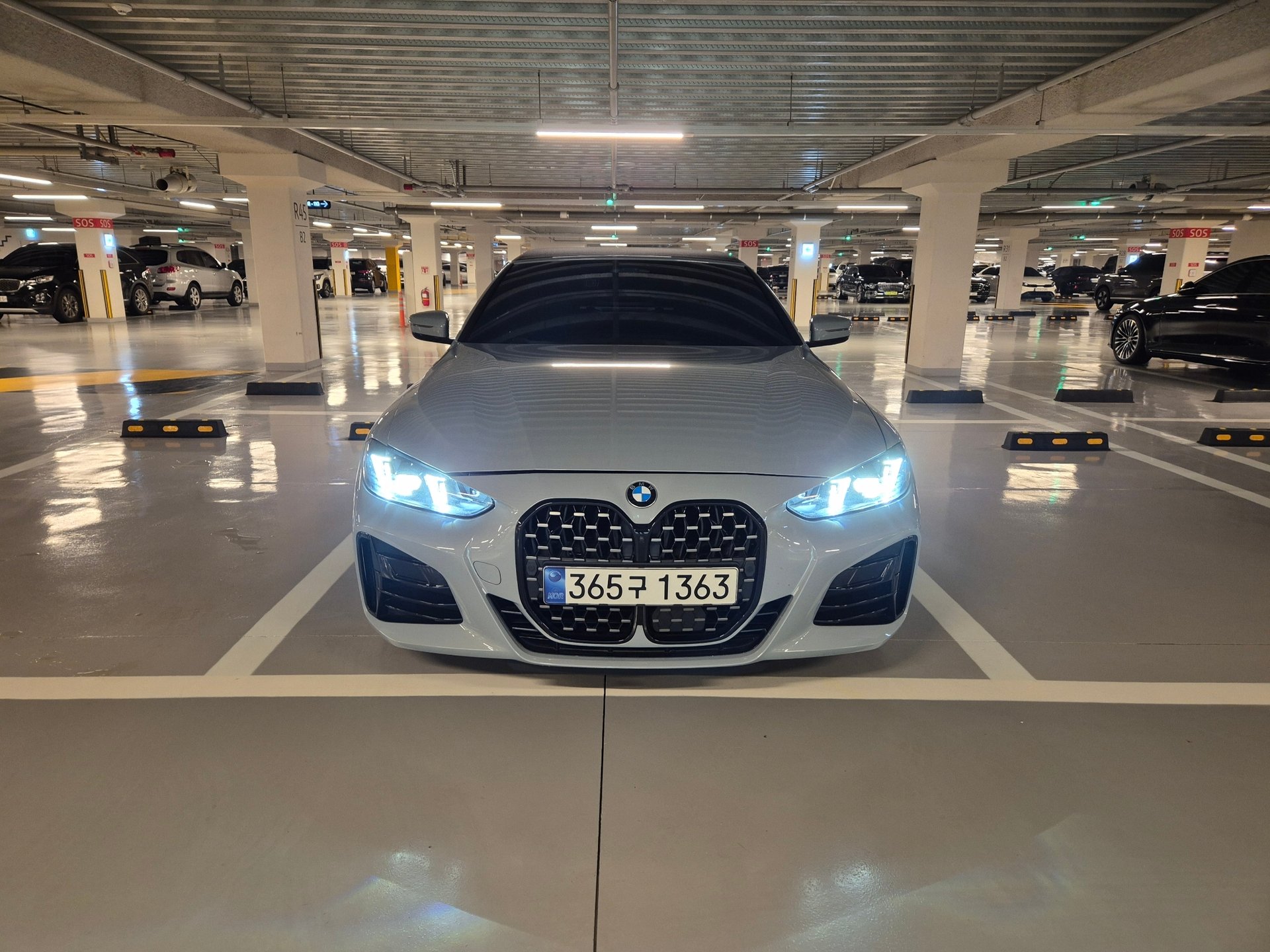 BMW 4 SERIES - View 1