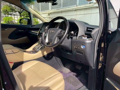 TOYOTA ALPHARD - 4