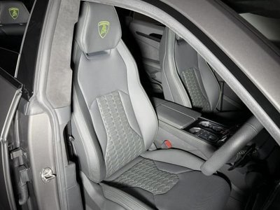 صورة 5 لـ 2022 Lamborghini URUS