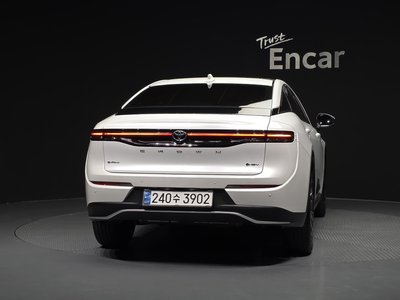 TOYOTA CROWN CROSSOVER - 3