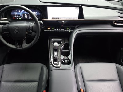 TOYOTA CROWN CROSSOVER - 5