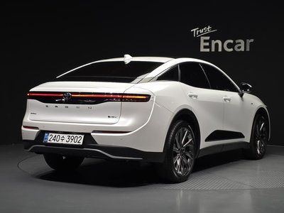 TOYOTA CROWN CROSSOVER - 4