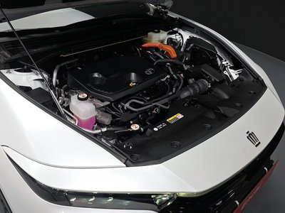 TOYOTA CROWN CROSSOVER - 7