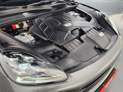 PORSCHE CAYENNE - 7